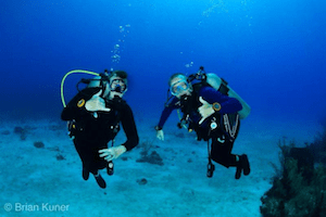 Twisted Sisters Brendan and Danny underwater