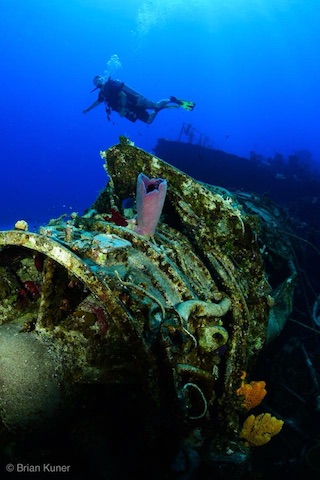 September 2018 EPIC Adventure diver over wreck